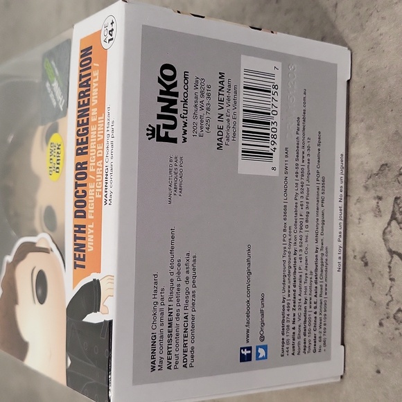 Funko Pop! Doctor Who - Tenth Doctor Regeneration #319 (Glow in the Dark) - Picture 8 of 8
